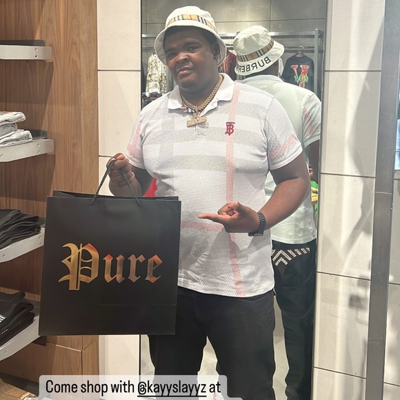 Meet your Posher, Jonathan - Picture 5 of 10